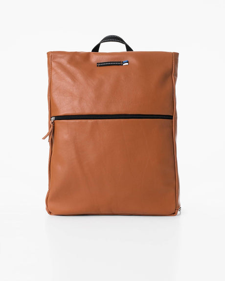 Barbara Leather Backpack – Peanut, Handmade & Eco-Friendly, Made in Europe | Laptop Compartment & Unique Design - Hilstor