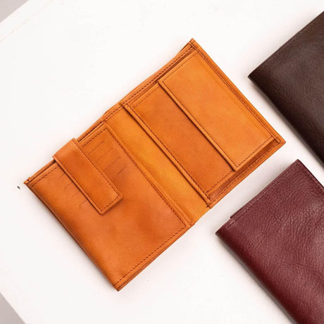 Men’s Leather Wallet 25-01 – Handmade in Europe, Genuine Leather, 15 Card Slots & Coin Pocket, 2-Year Warranty - Hilstor