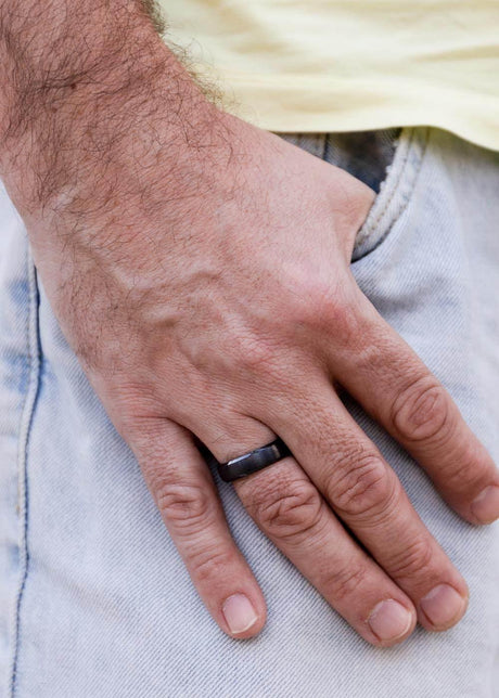 Men's Ring Liuw – Black Ceramic | Elegant & Durable | 6mm Width, 4.81g | Made in EU - Hilstor