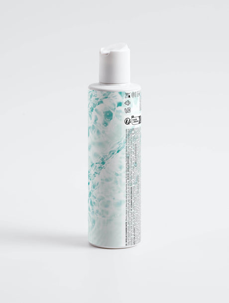 Hydrating Micellar Cleanser – Removes Makeup & Impurities – COSMOS ORGANIC Certified, Made in Europe by Verelé, 200 ml / 6.76 fl oz - Hilstor