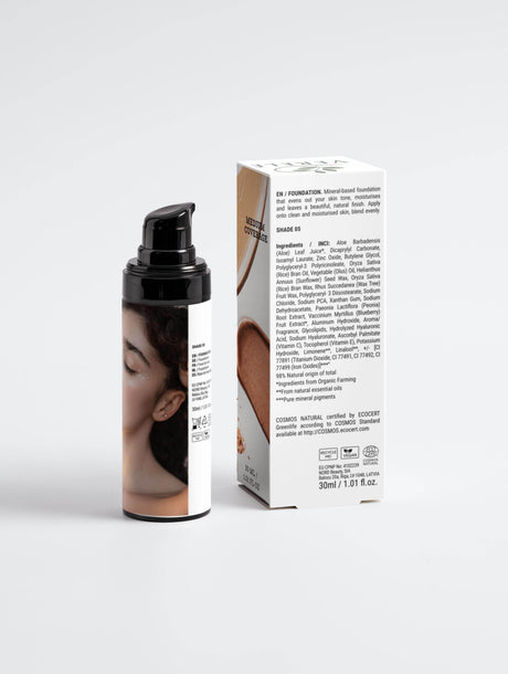 Luminous Foundation 05 with Aloe & Blueberry Extract – Medium Coverage & Natural Finish – Made from Natural Ingredients in Europe by Verelé, 30 ml / 1.01 fl oz - Hilstor
