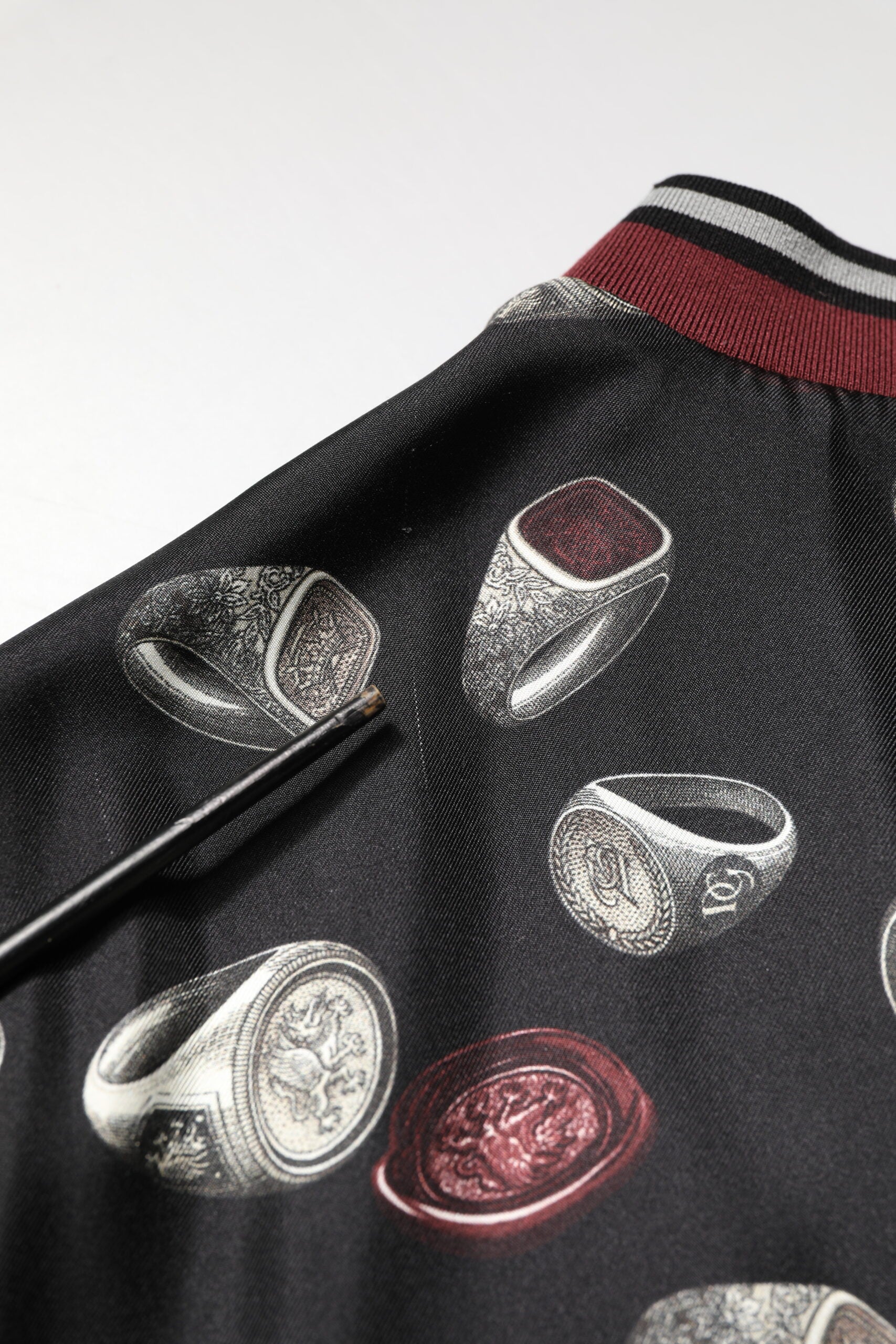 Dolce & Gabbana Black Ring Print CrewNeck Sweatshirt  Sweater