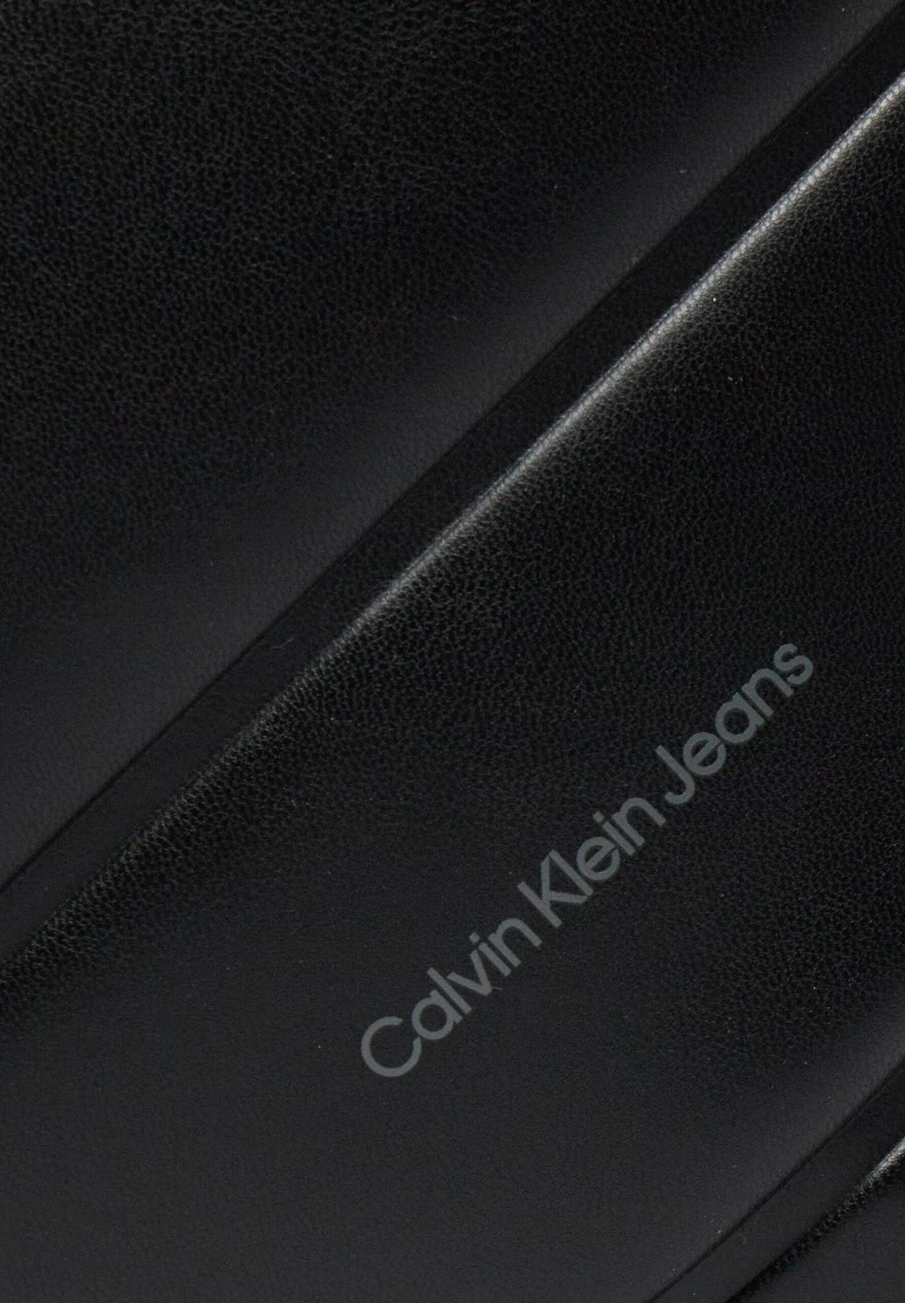 Calvin Klein Jeans Black Polyethylene Handbag
