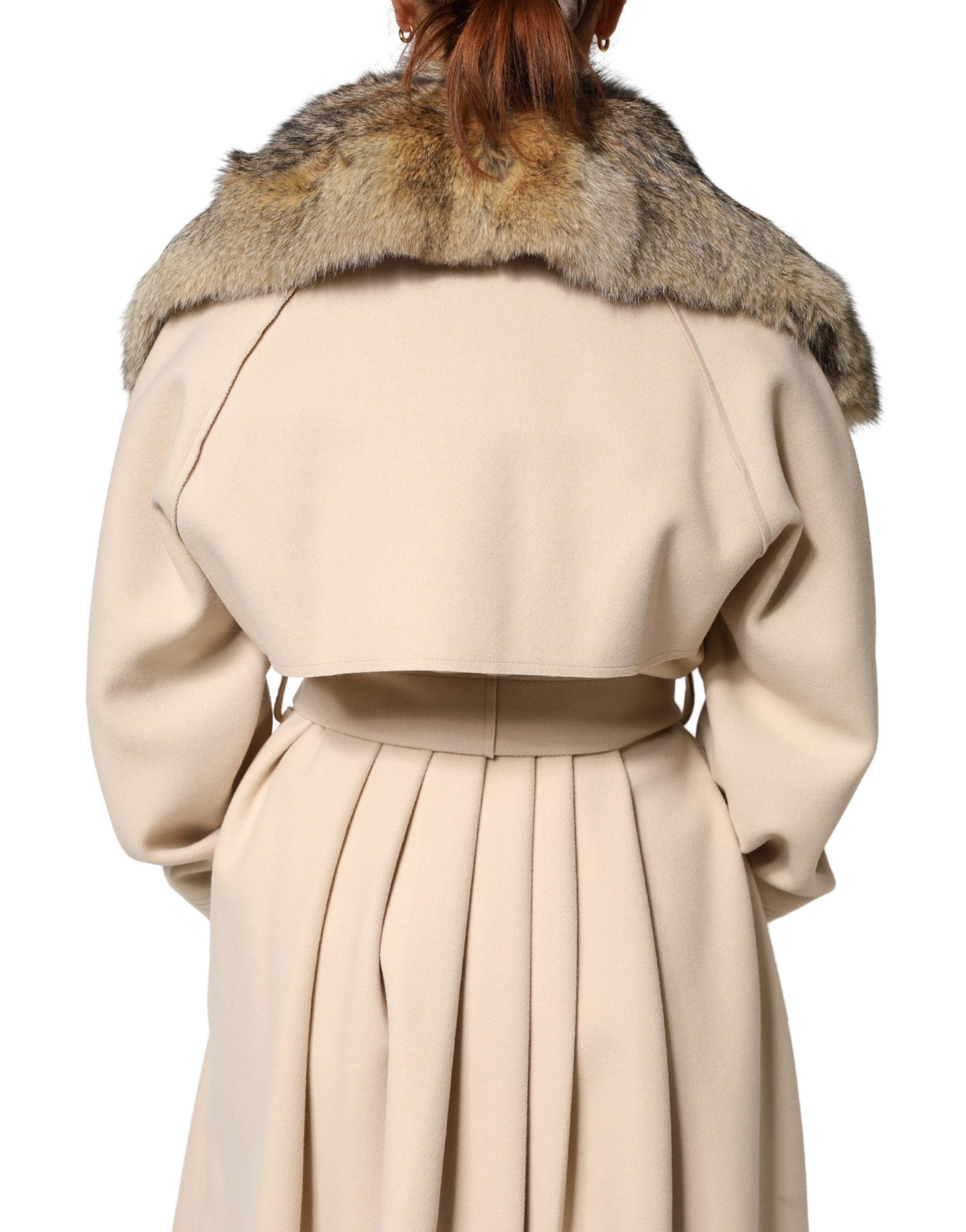 Dolce & Gabbana Brunt Pelshalstørklæde med Skulderkrave og Hals