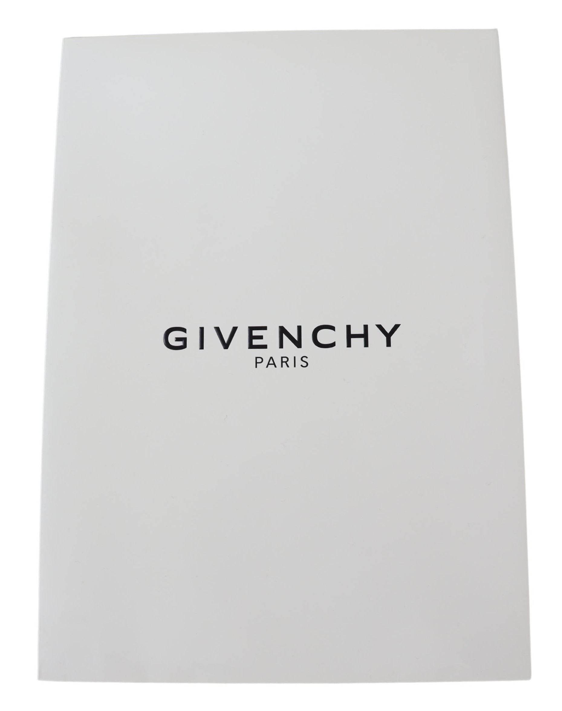 Givenchy Elegant Monochrome Wool-Silk Blend Scarf - Hilstor