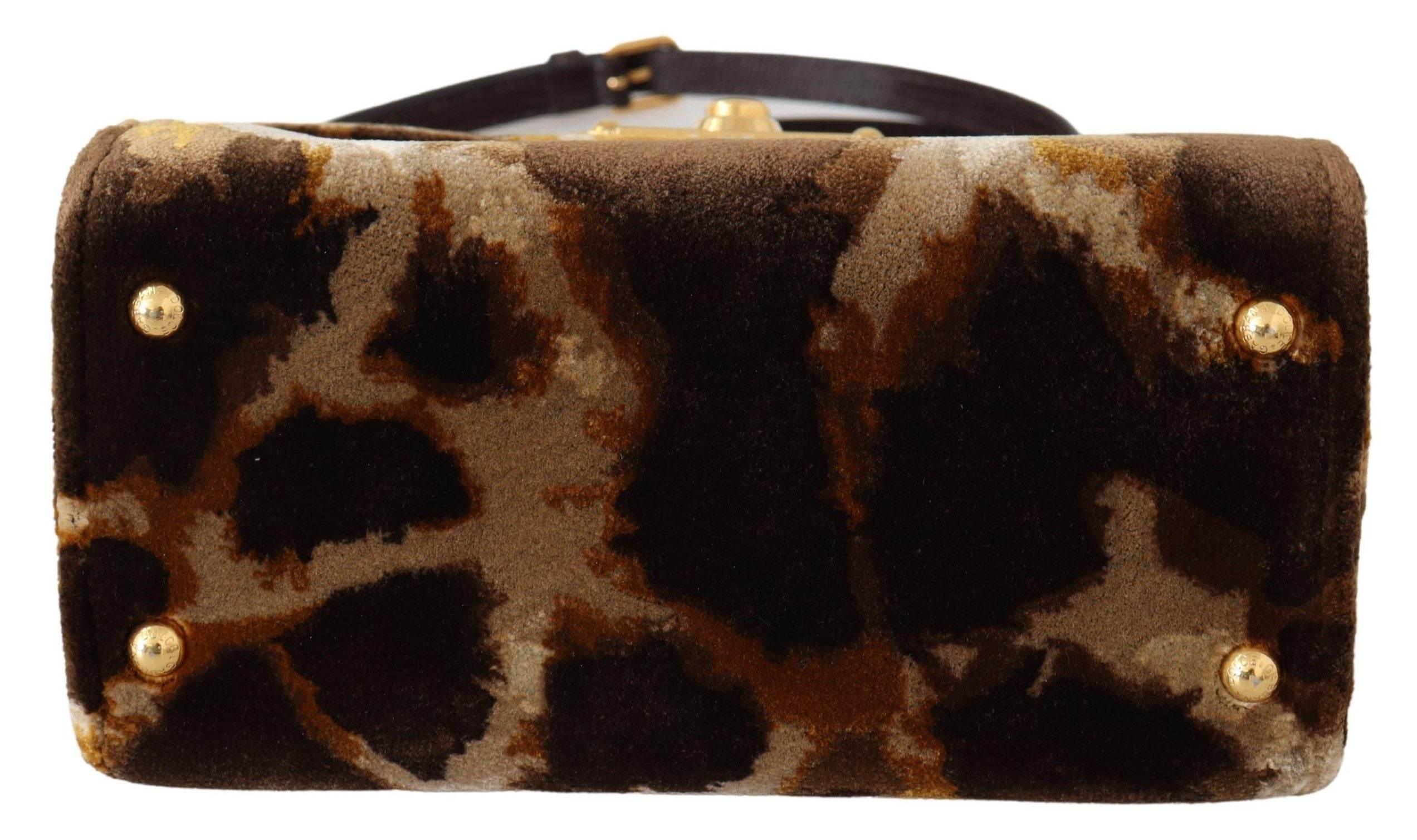 Dolce & Gabbana Elegant Giraffe Pattern Welcome Bag with Gold Accents - Hilstor