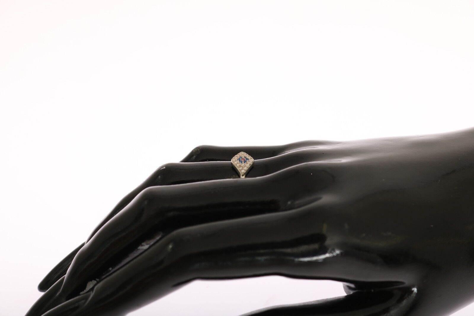 Nialaya Elegant Silver CZ Crystal Encrusted Ring - Hilstor