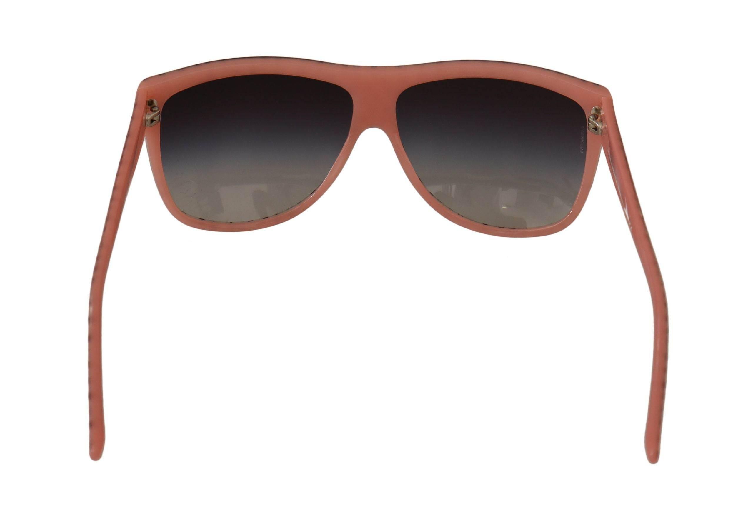 Dolce & Gabbana Elegant Vintage Style Star-Studded Sunglasses - Hilstor