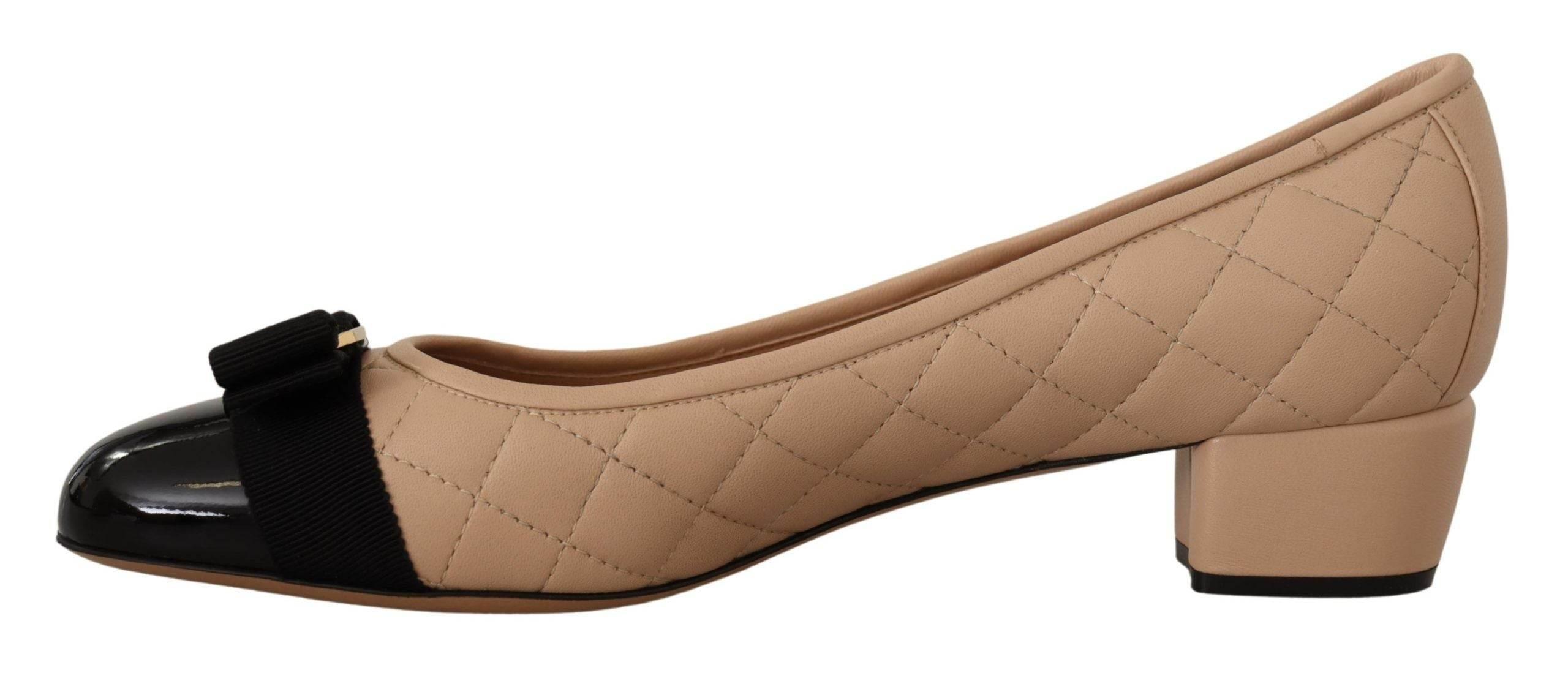 Salvatore Ferragamo Elegant Quilted Leather Pumps in Beige and Black - Hilstor