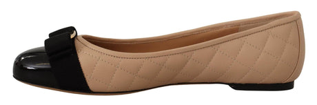 Salvatore Ferragamo Elegant Quilted Leather Flats - Chic Dual-Tone Design - Hilstor