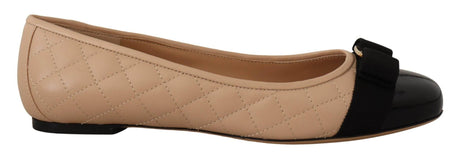 Salvatore Ferragamo Elegant Quilted Leather Flats - Chic Dual-Tone Design - Hilstor