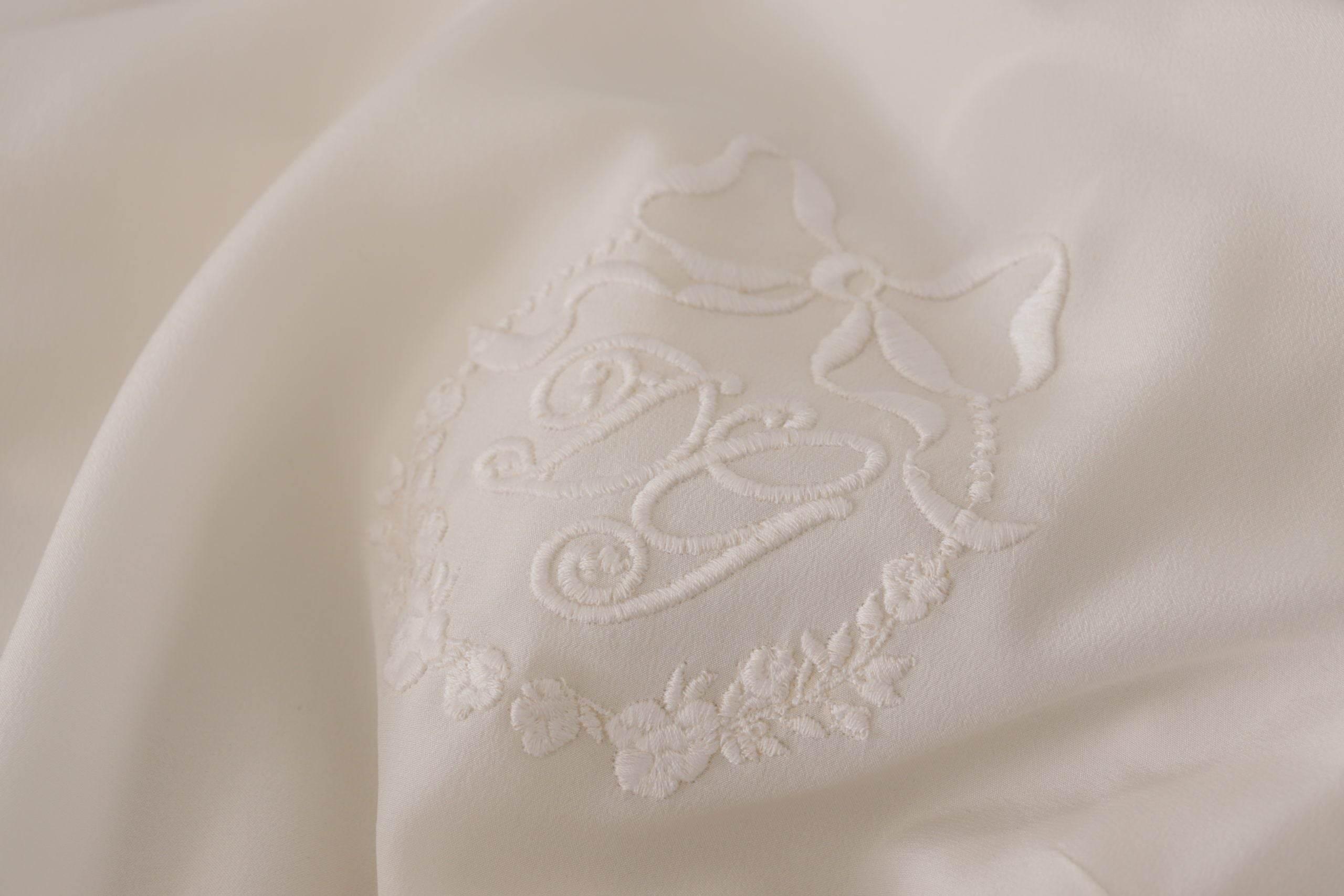 Dolce & Gabbana White Silk DG Logo Embroidered Long Sleeves Blouse - Hilstor