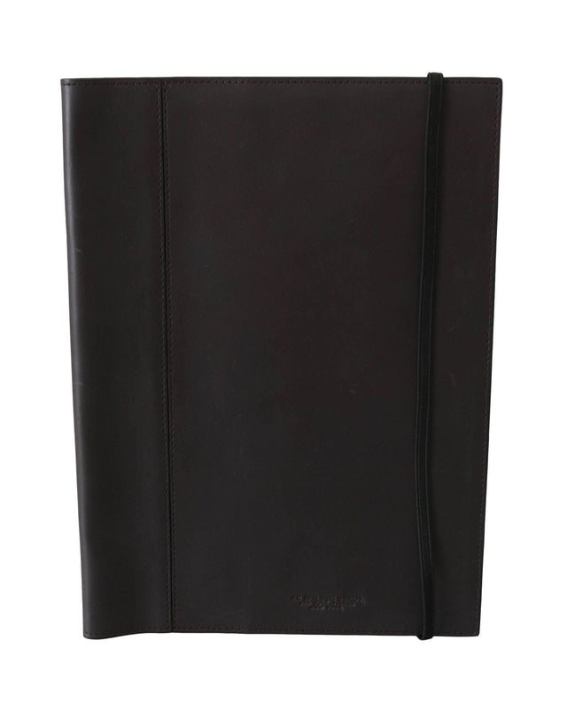 A.G. Spalding & Bros Elegant Leather Passport Wallet - Sleek Travel Essential - Hilstor
