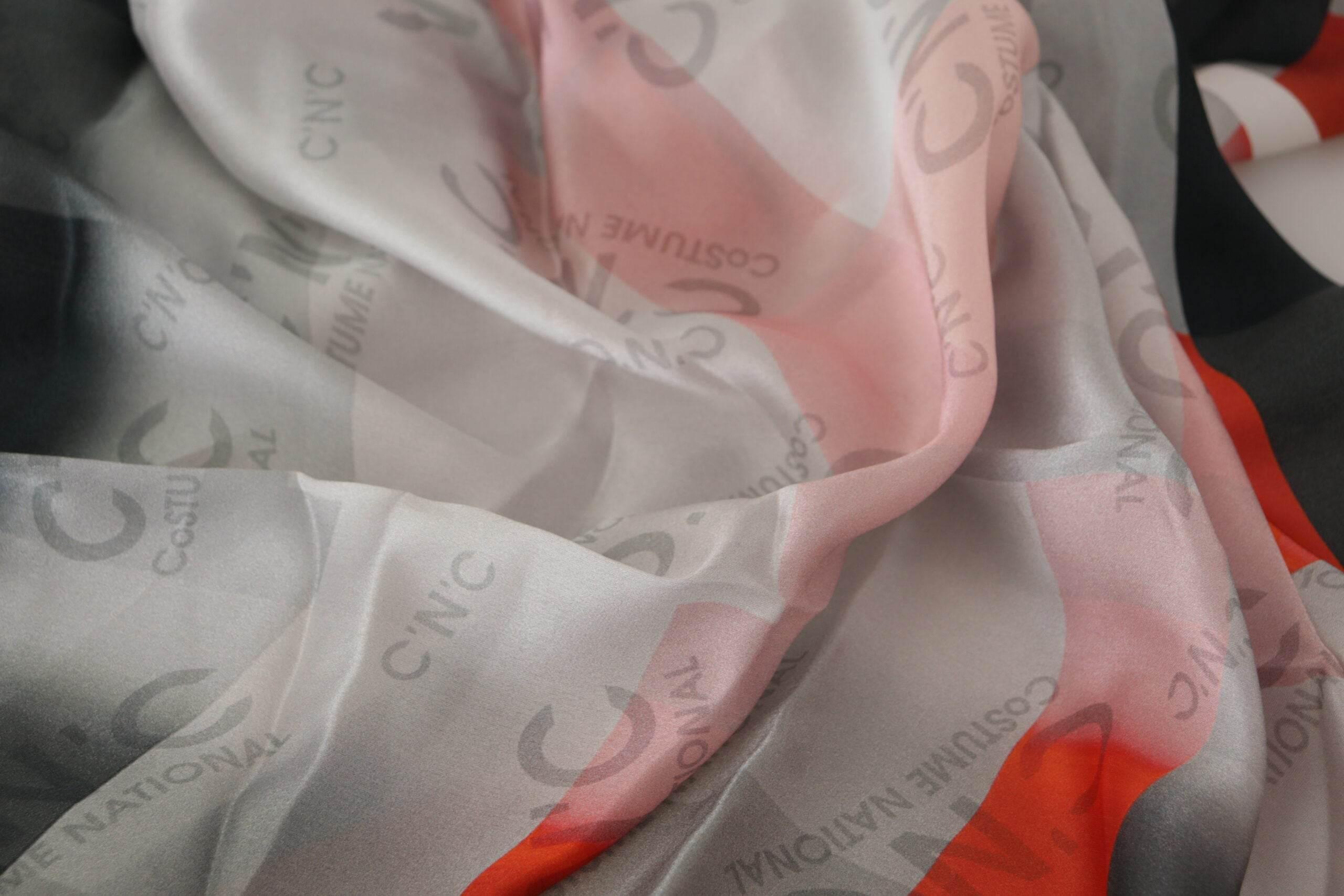 Costume National Elegant Silk Scarf in Gray Red Checkered - Hilstor