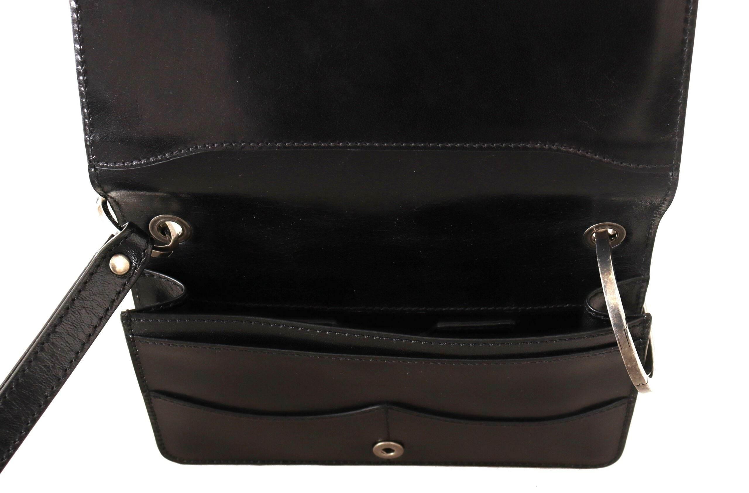 Dolce & Gabbana Elegant Mini Leather Wallet in Timeless Black - Hilstor