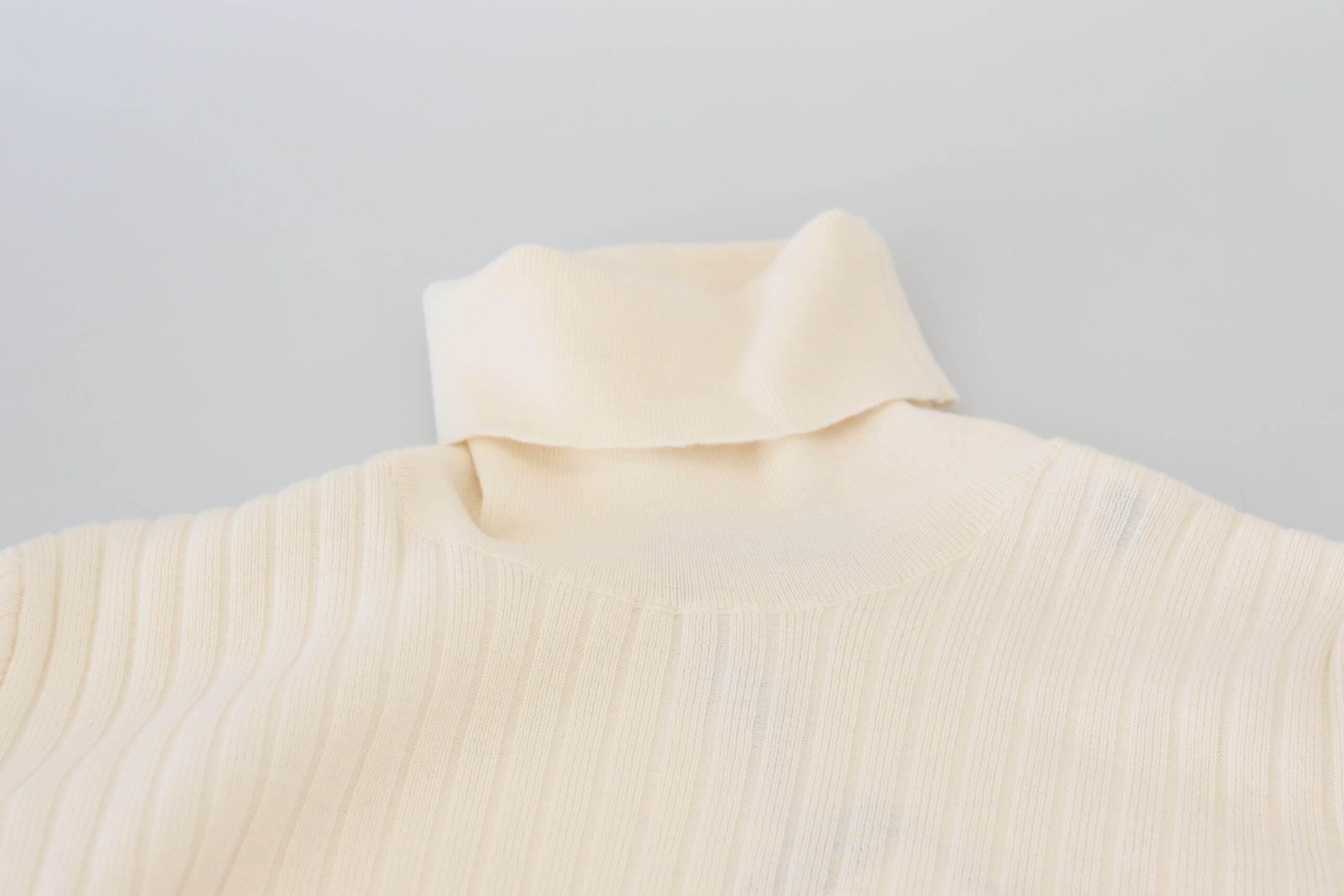 Dolce & Gabbana Ivory Turtleneck Distressed Cuff Pullover Sweater - Hilstor