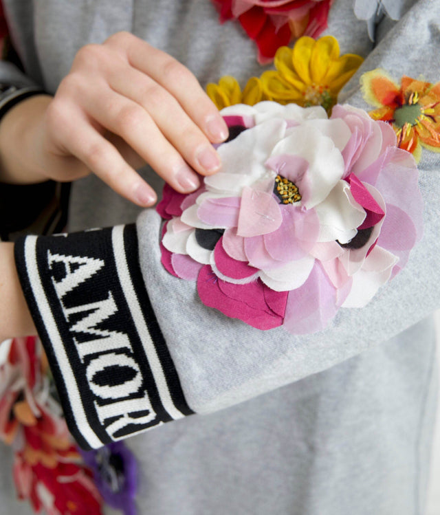 Dolce & Gabbana Gray DG Amore Queen Floral Pullover Sweater - Hilstor