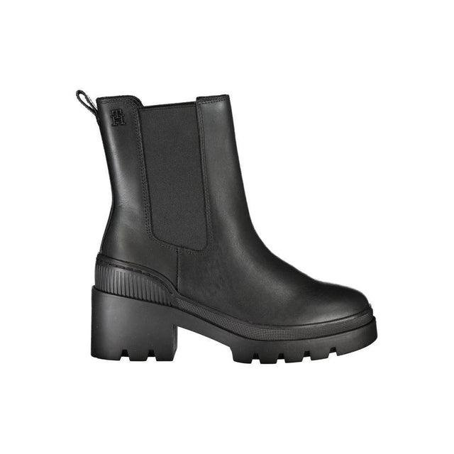 Tommy Hilfiger Chic Side Elastic Ankle Boots with Logo Detail - Hilstor