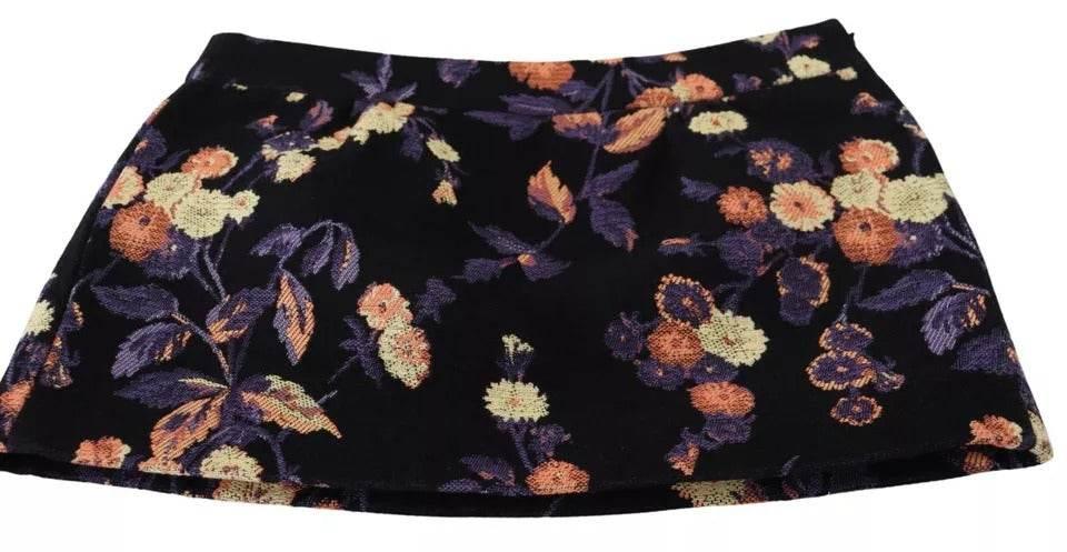 Dsquared² Black Floral Embroidery Mid Waist A-line Mini Skirt - Hilstor