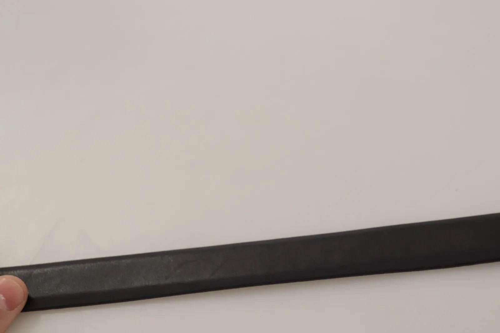 Dolce & Gabbana Black Classic Leather Silver Tone Metal Buckle Belt - Hilstor