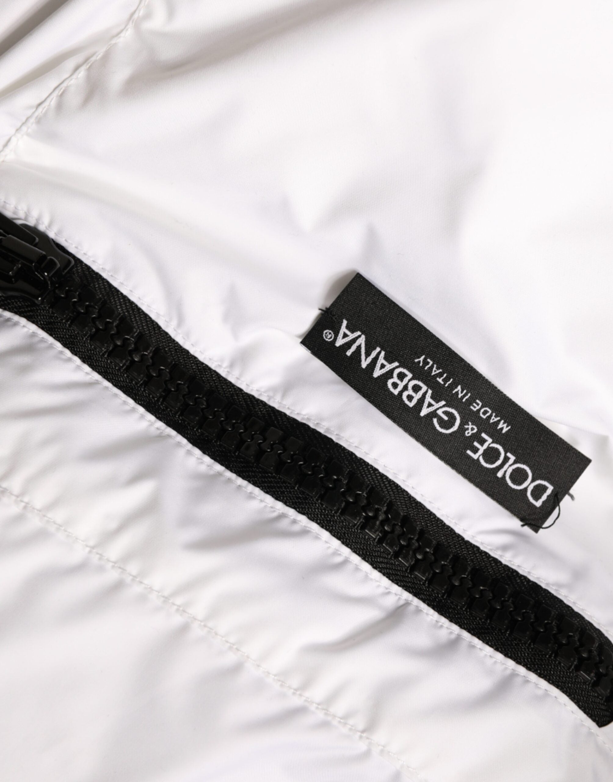 Dolce &amp; Gabbana White Puffer Quiltet jakke med fuld lynlås