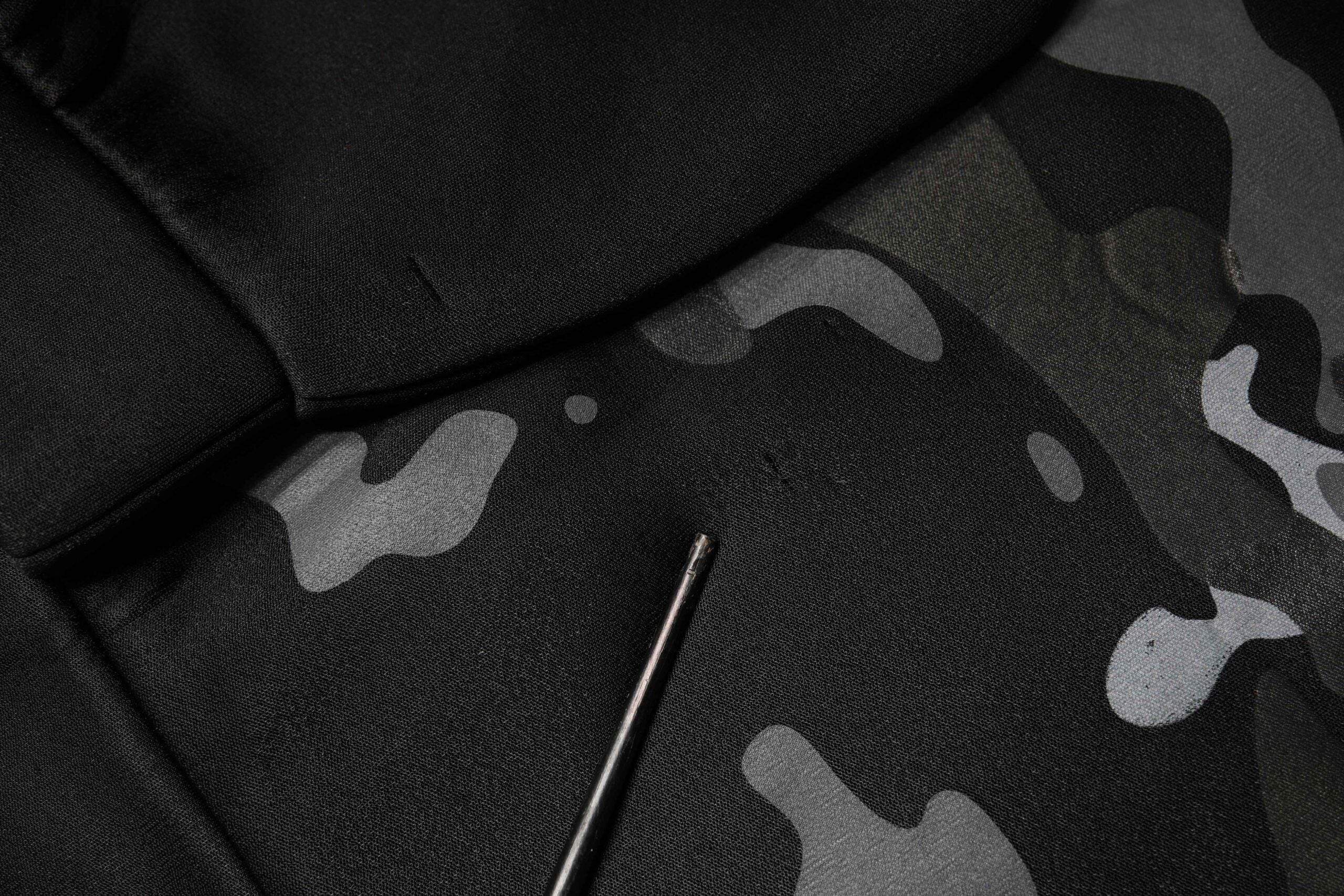 Dolce & Gabbana Black Camouflage Round Neck Sweatshirt Sweater - Hilstor