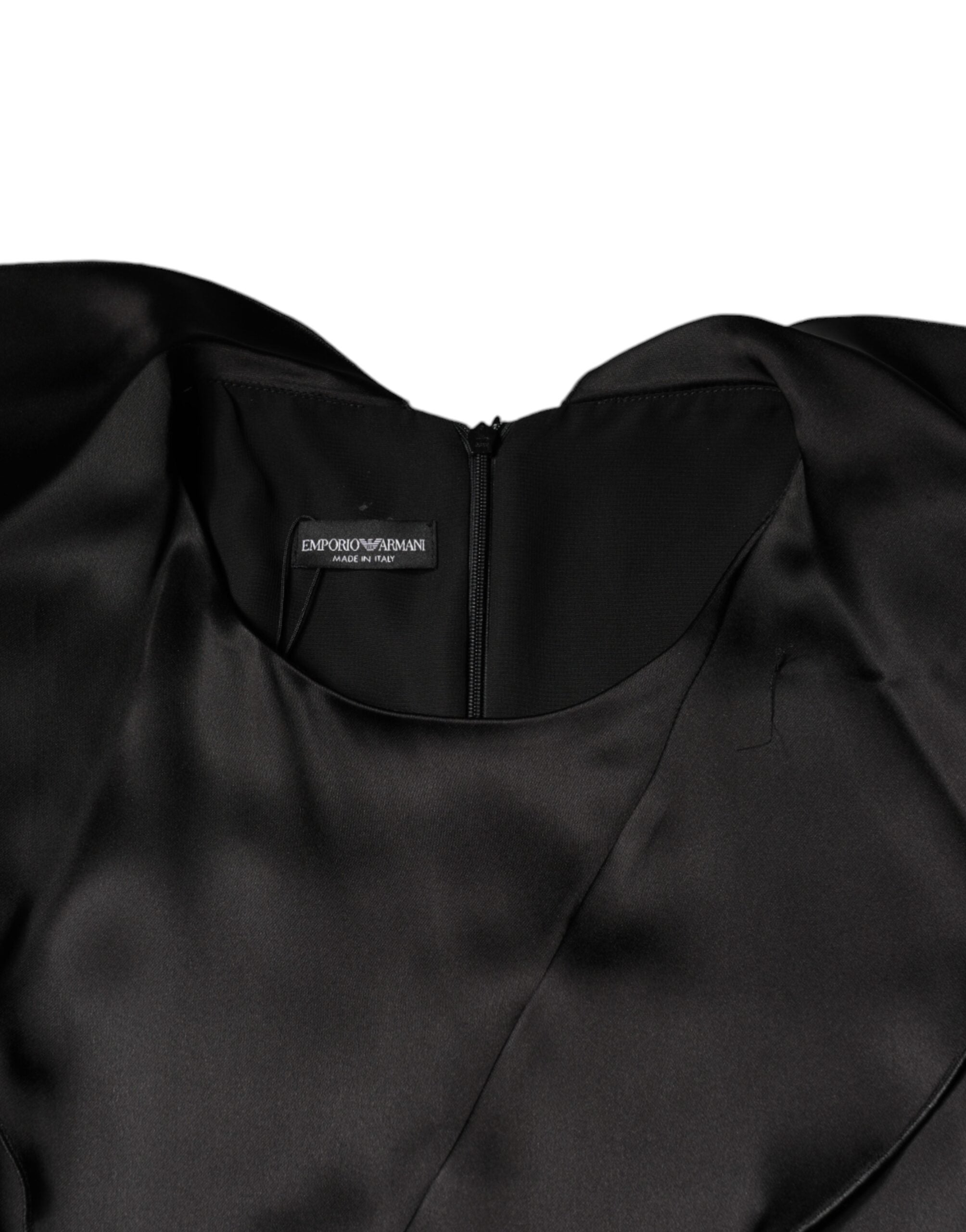 Emporio Armani Svart Satin Långärmad Omlottklänning i Slitage
