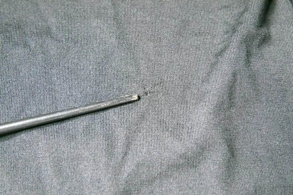 Dolce & Gabbana Black Crown Heart Crew Neck Pullover Sweater - Hilstor