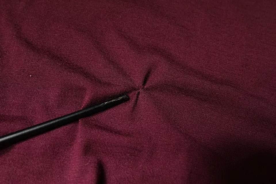 Dolce & Gabbana Maroon Cashmere V-neck Men Pullover Sweater - Hilstor