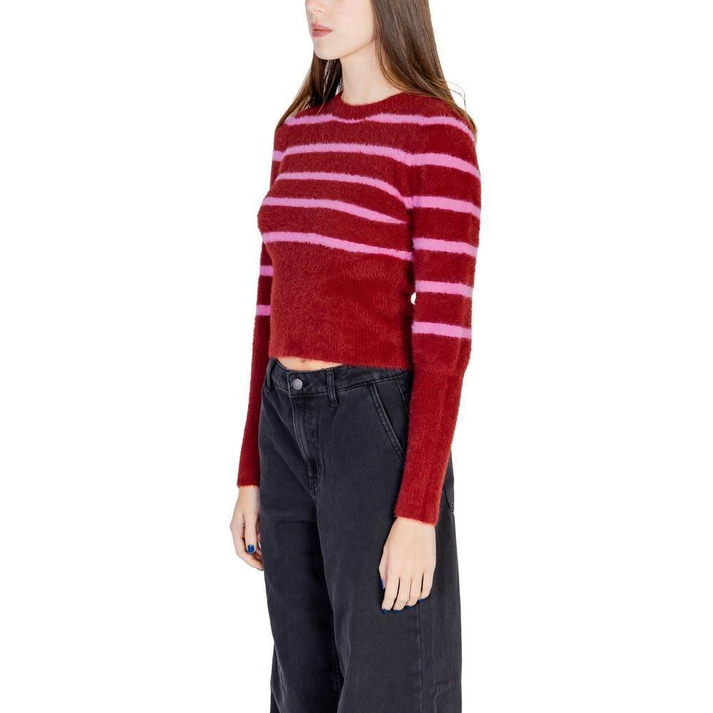 Only Red Nylon Sweater - Hilstor