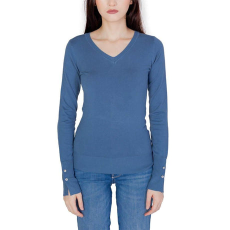 Guess Blue Cotton Tops & T-Shirt - Hilstor