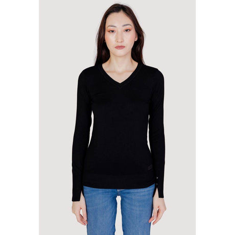 Guess Black Cotton Tops & T-Shirt - Hilstor
