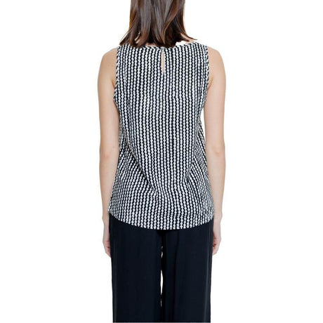 Only Black Viscose Tops & T-Shirt - Hilstor