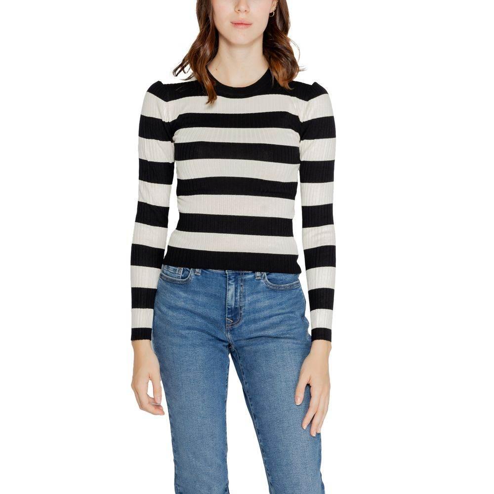 Jacqueline De Yong Black Viscose Tops & T-Shirt - Hilstor