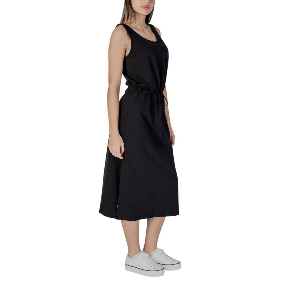 B.Young Black Cotton Dress - Hilstor