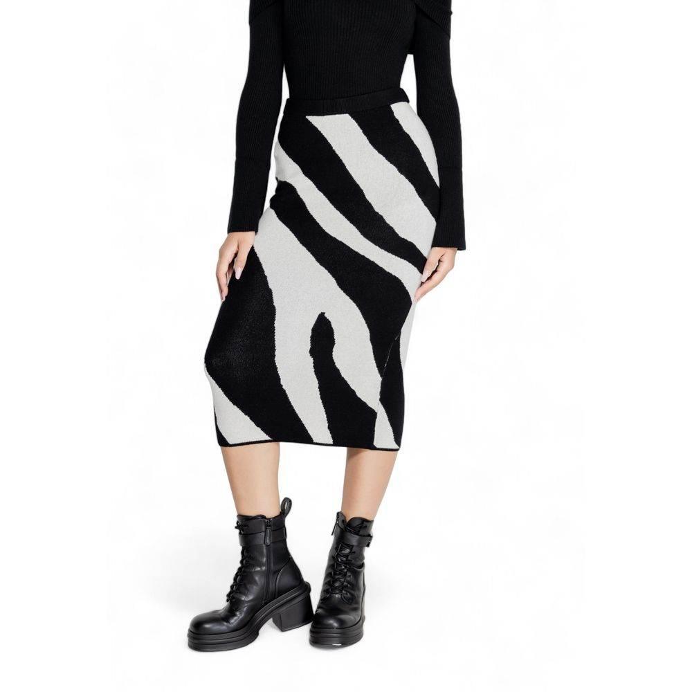 Vero Moda Black Viscose Skirt - Hilstor