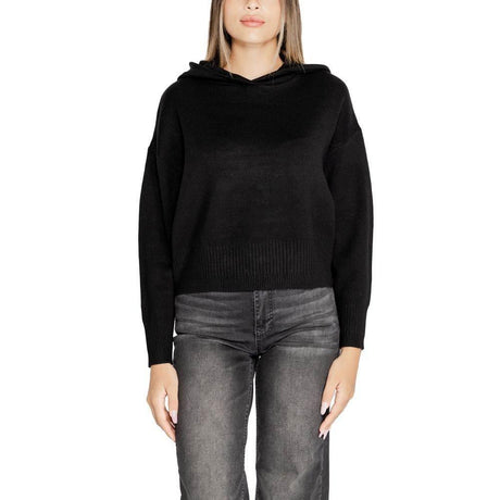 Vero Moda Black Viscose Tops & T-Shirt - Hilstor