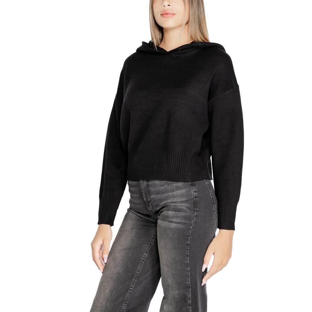 Vero Moda Black Viscose Tops & T-Shirt - Hilstor