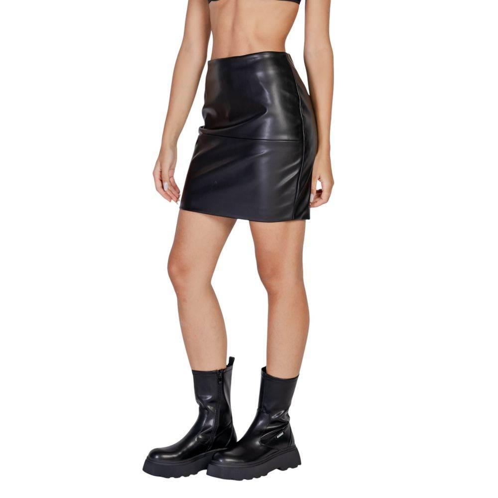 ICHI Black Polyethylene Skirt - Hilstor