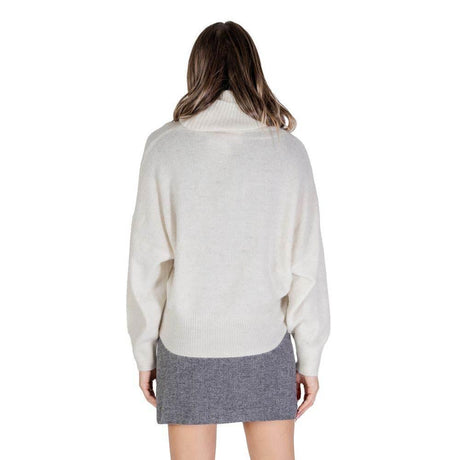 ICHI Cream Marabou Turtleneck - Hilstor