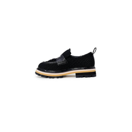 ASH Black Leather Flat Shoe - Hilstor