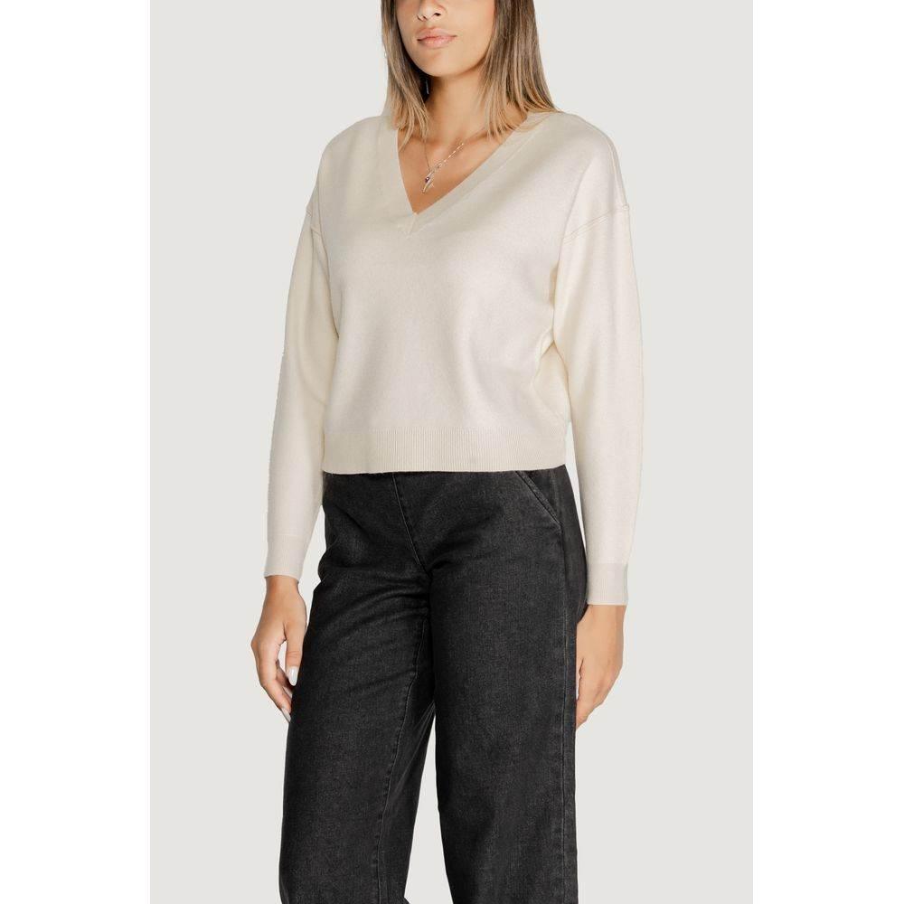 Vero Moda White Viscose Sweater - Hilstor