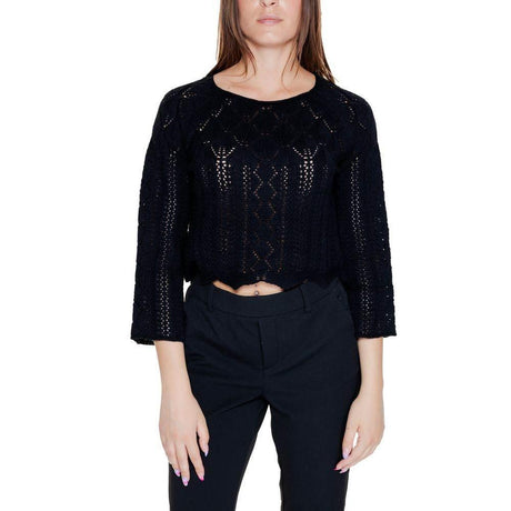 Vero Moda Black Cotton Tops & T-Shirt - Hilstor