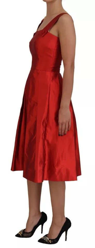 Dolce &amp; Gabbana Rød A-line Plisseret Midi Satin Silke Kjole