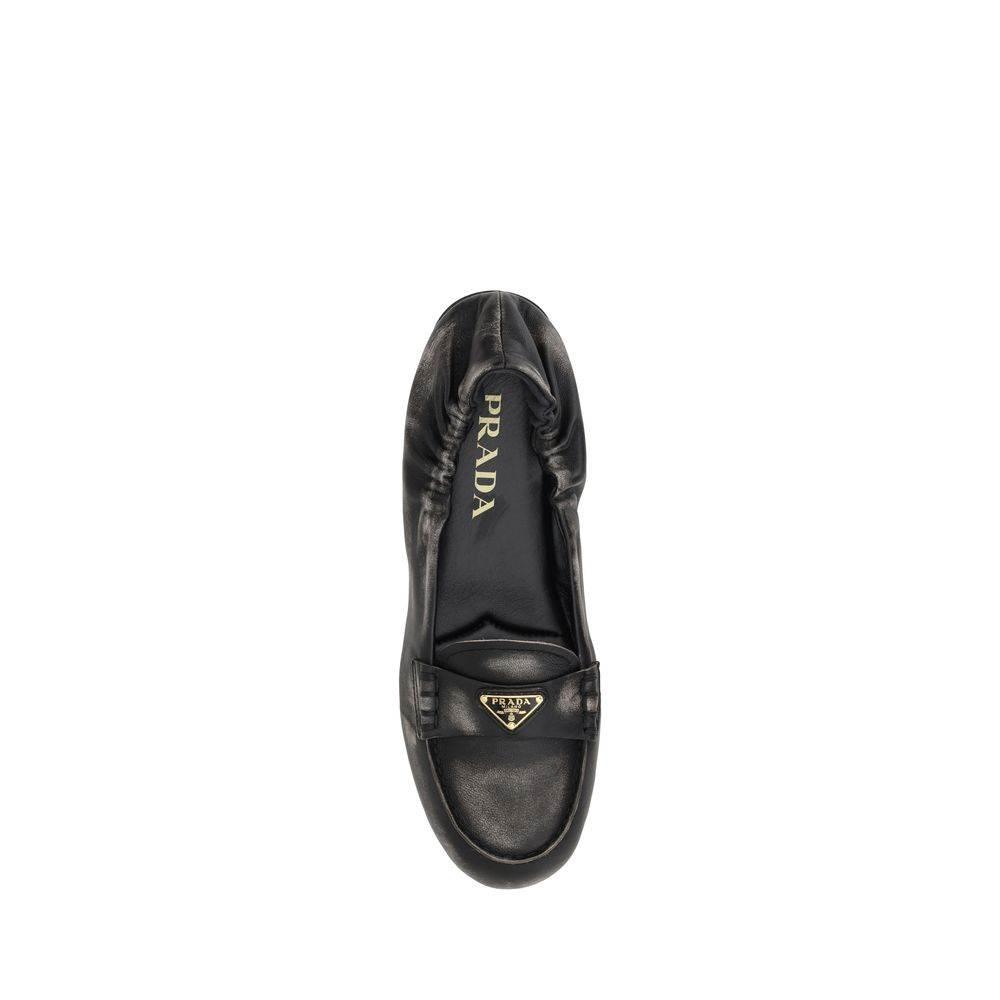 Prada Vintage-effect leather Loafers - Hilstor