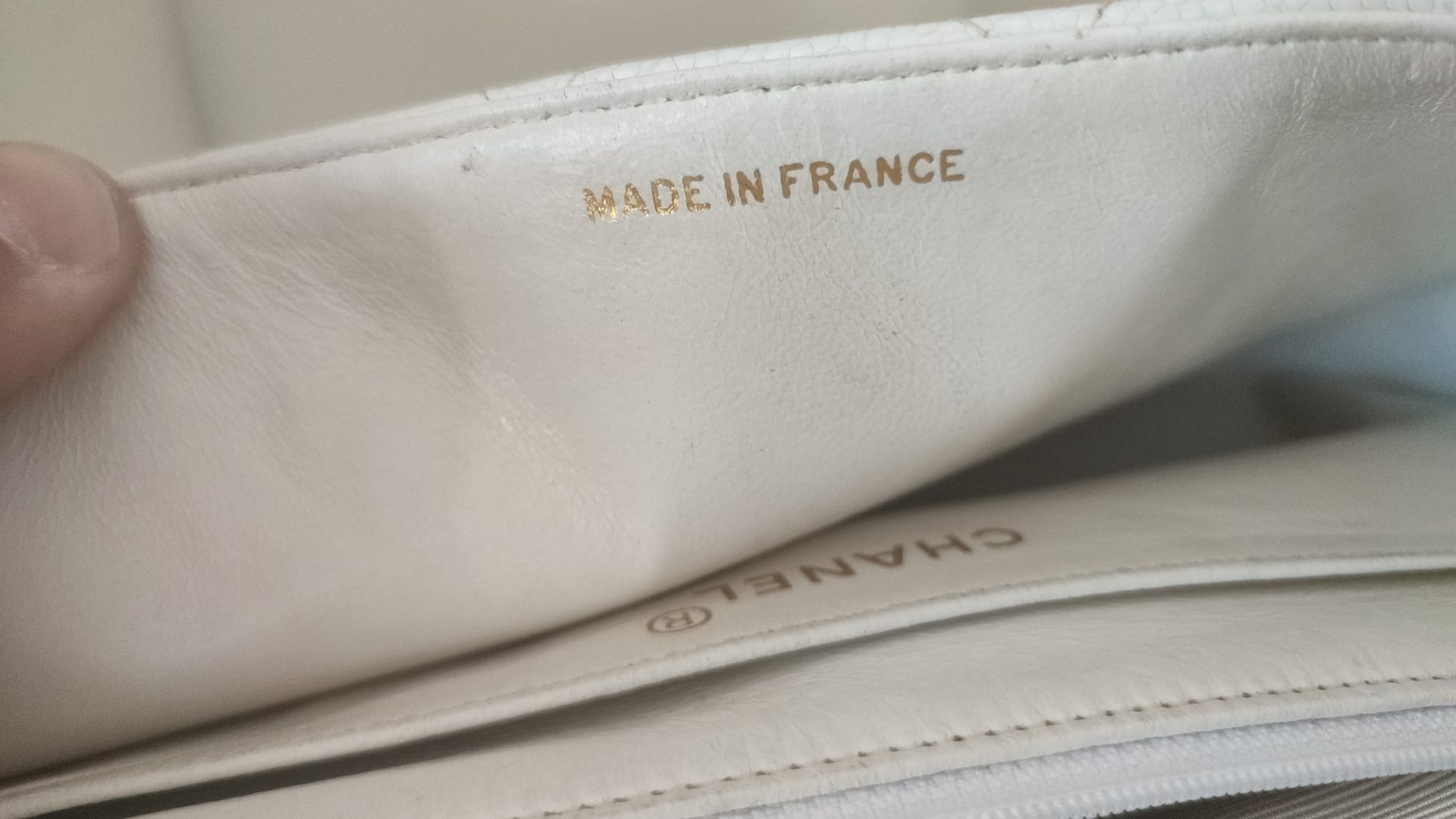 Chanel White Medium Classic DIANA skuldertaske Guldbelagt pung