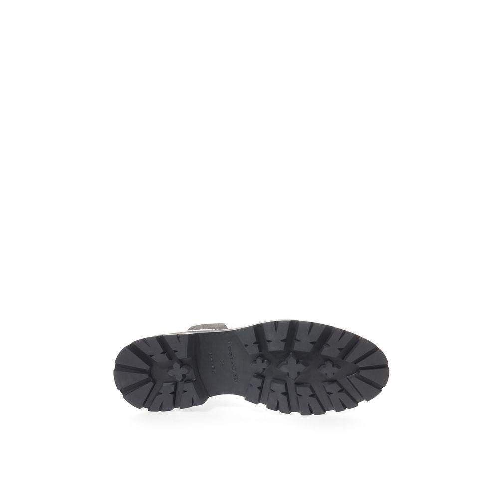 Alexander McQueen Elegant Monochrome Leather Boots - Hilstor