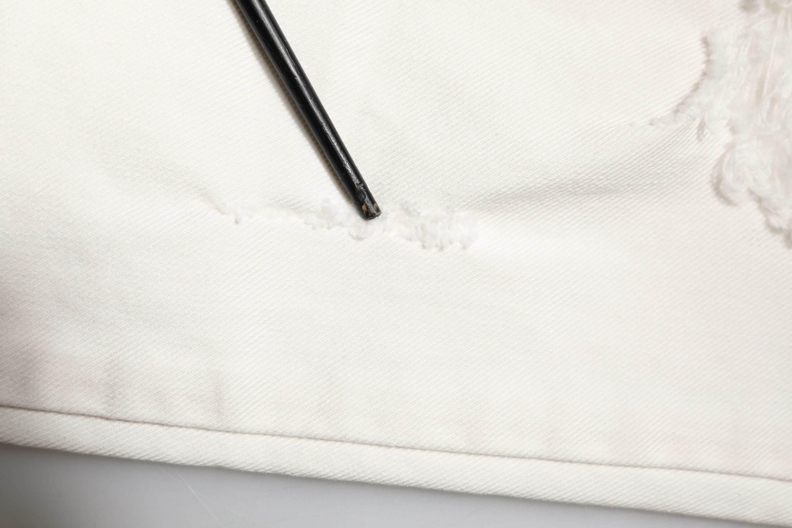 Dolce & Gabbana White Tattered Graffiti Skinny Denim Jeans - Hilstor