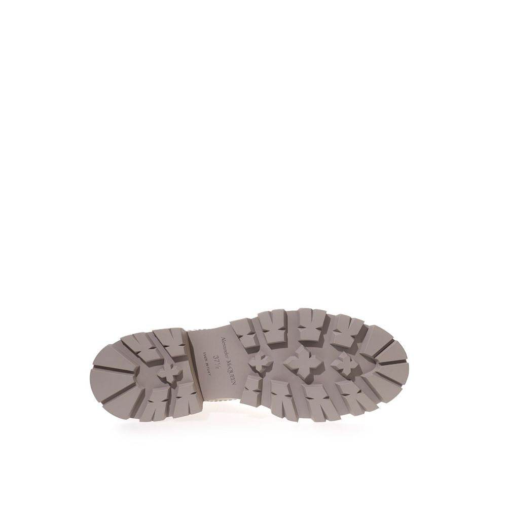 Alexander McQueen Chic Gray Leather Boots for Elegant Steps - Hilstor