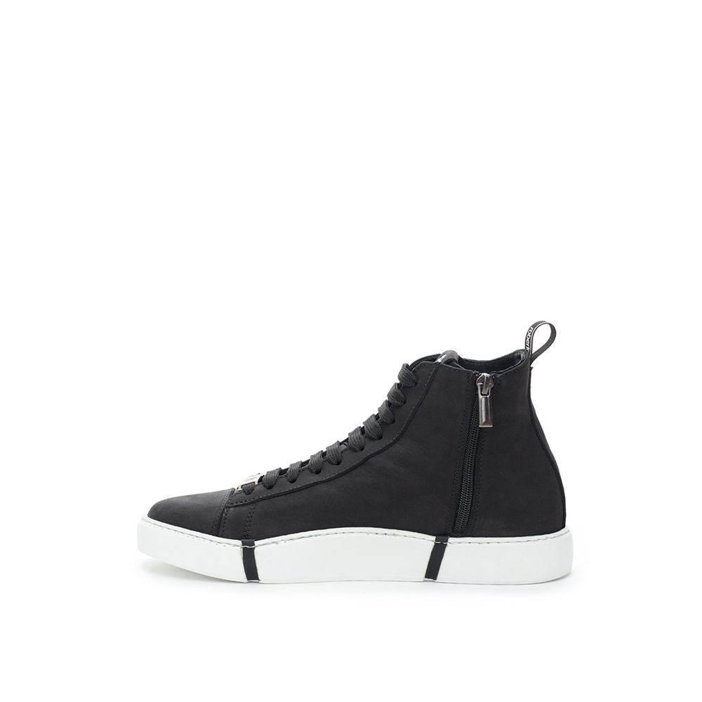 Roberto Cavalli Elegant Suede Sneakers in Chic Black - Hilstor